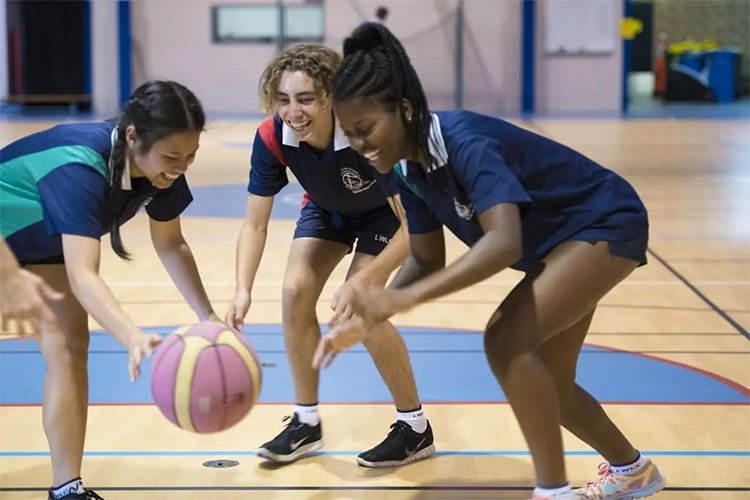 The Benefits of Team Sports