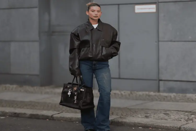 Leather Jackets vs Denim Jackets: Which Is Better for Outfits?